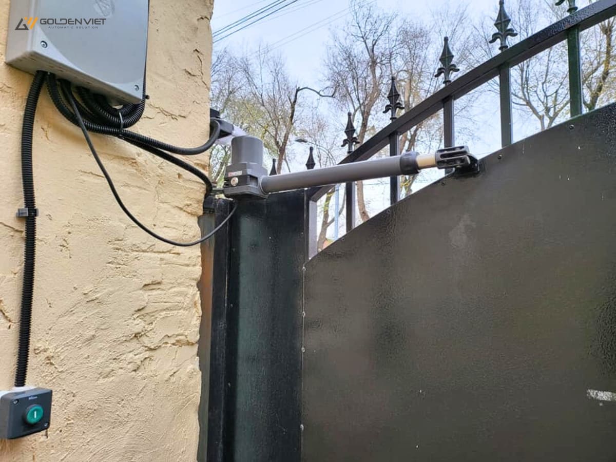 Hình ảnh cổng tự động tay đòn Leader TI 3 #2